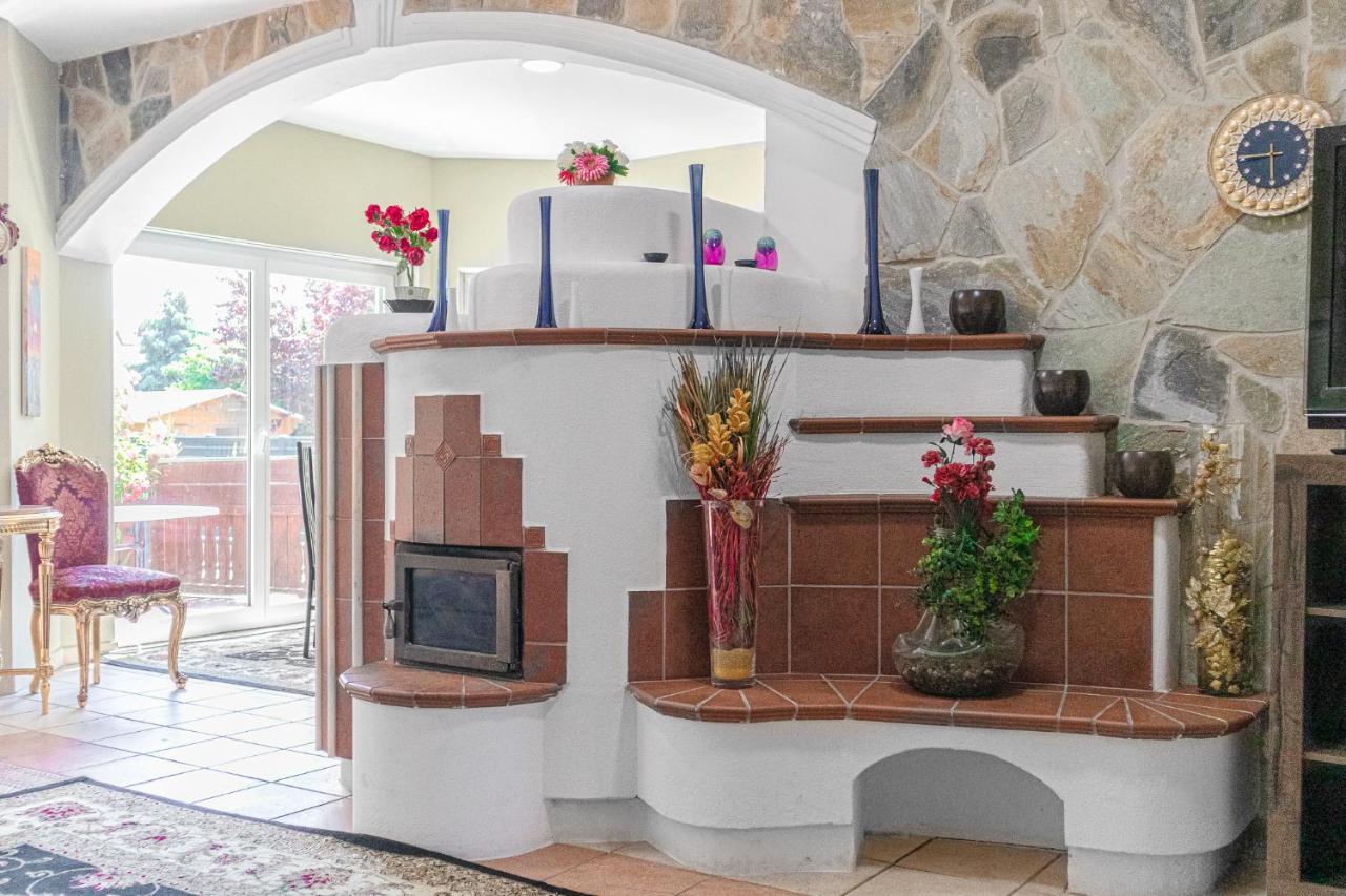 Apartament Exquisite Shared - Your Private In Beautiful *