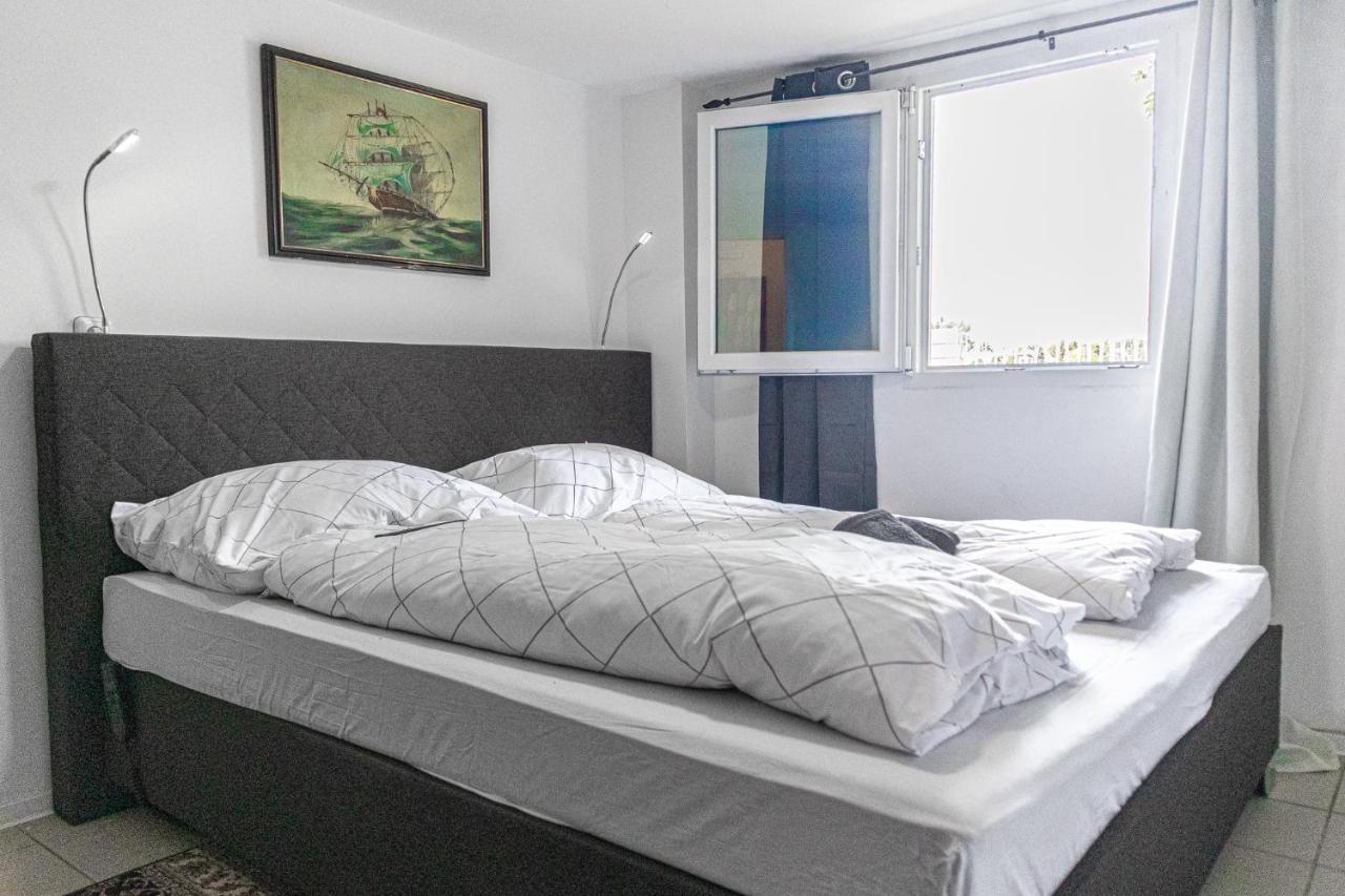 Exquisite Shared - Your Private In Beautiful Apartament Wiedeń