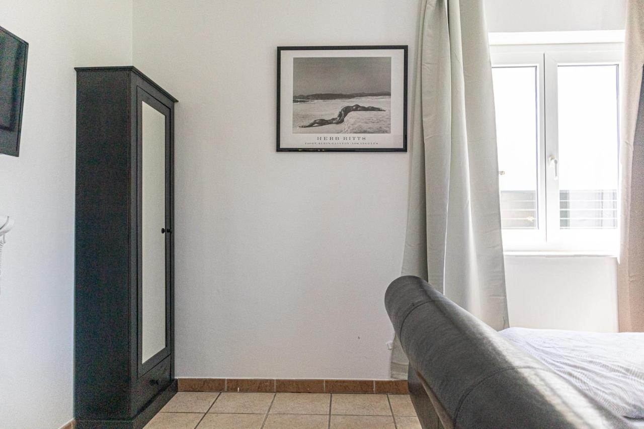 Apartament Exquisite Shared - Your Private In Beautiful Wiedeń
