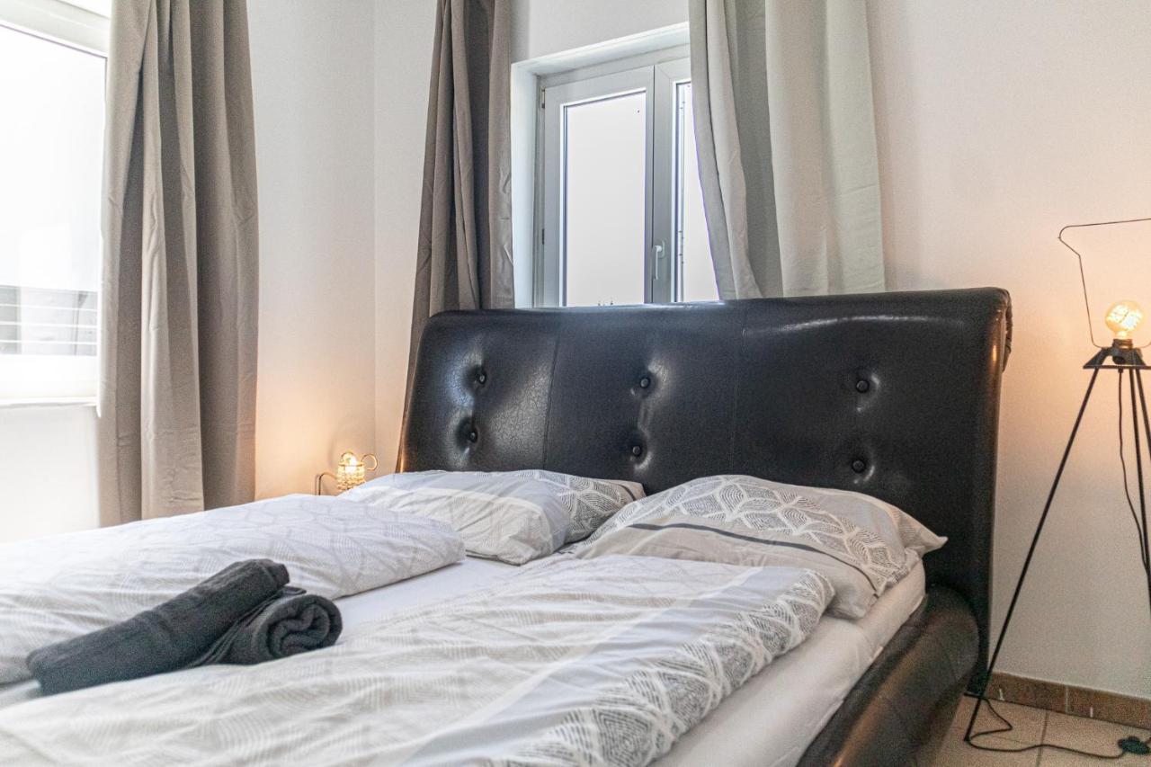 Apartament Exquisite Shared - Your Private In Beautiful *
